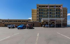 Clarion Hotel Convention Center